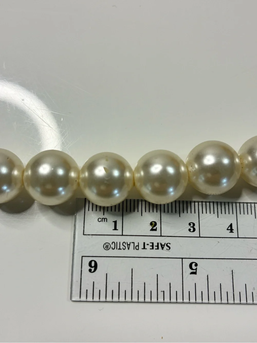 Classic Pearl Necklace - Cream Pearlescent Beads